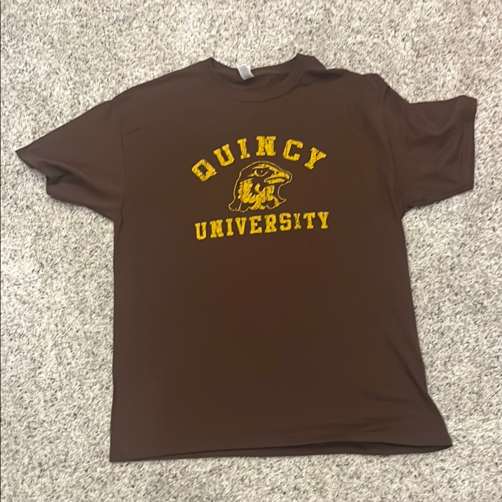 Quincy University Brown T-Shirt Men’s Large